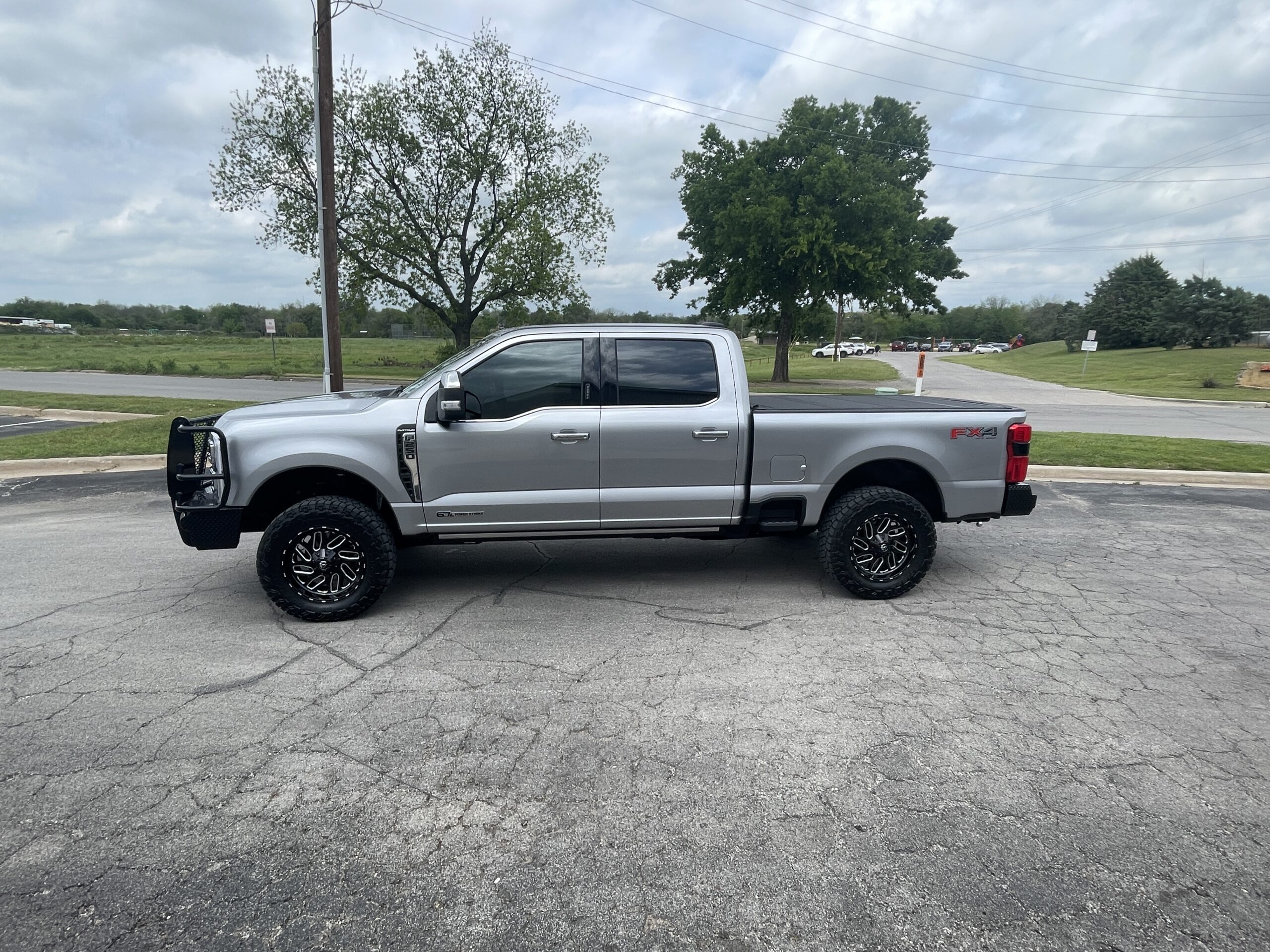 2024 Ford F250 Super Duty Crew Cab Platinum Pickup 4D 6 3/4 ft | Ford ...